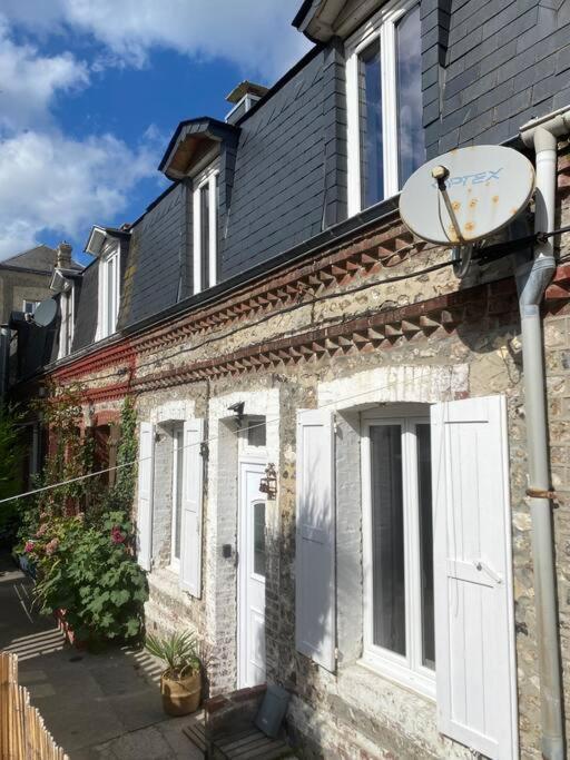 Yport, Maison De Pecheur Avec Jolie Terrasse. Exterior photo
